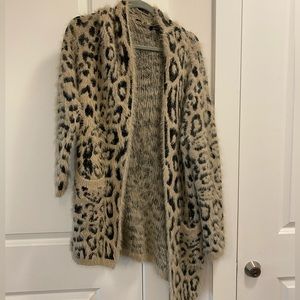 Cost and soft cardigan